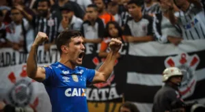 Cruzeiro x Corinthians já valeu Brasileirão e Copa do Brasil