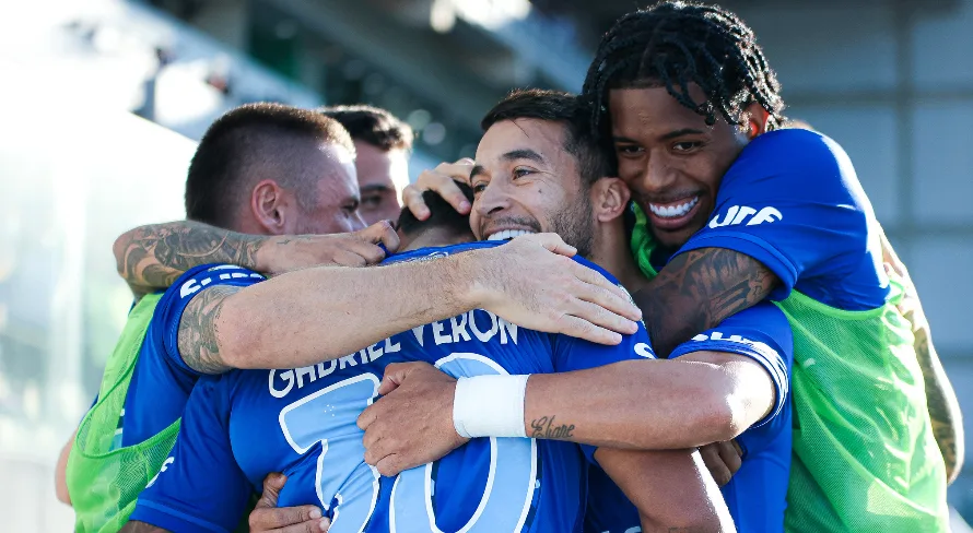 Cruzeiro vence o Red Bull Bragantino pelo Brasileirão na estreia de Cássio