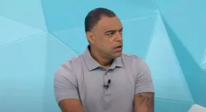Denílson aponta time que “está devendo” no Brasileirão