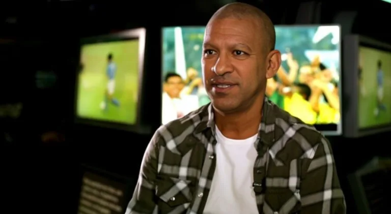 Djalminha banca melhor jogador que já viu jogar