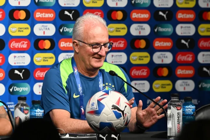 Dorival Júnior avalia convocação de dupla do Cruzeiro para a seleção brasileira