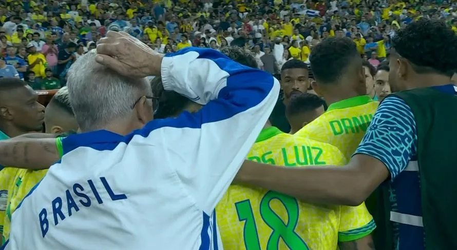 Torcedores elegem substituto de Dorival após “cena constrangedora” na seleção
