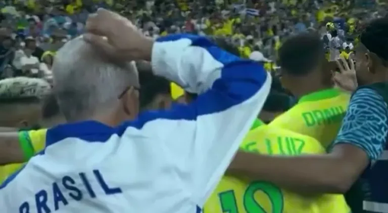 Dorival Júnior se explica após ficar fora de “rodinha” da seleção brasileira: “Nunca participei”