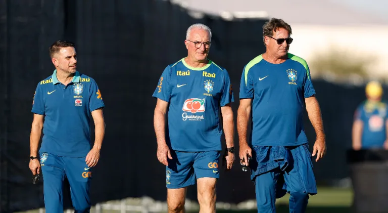 Dorival Júnior ainda não definiu substituto de Vinícius Júnior para Brasil x Uruguai