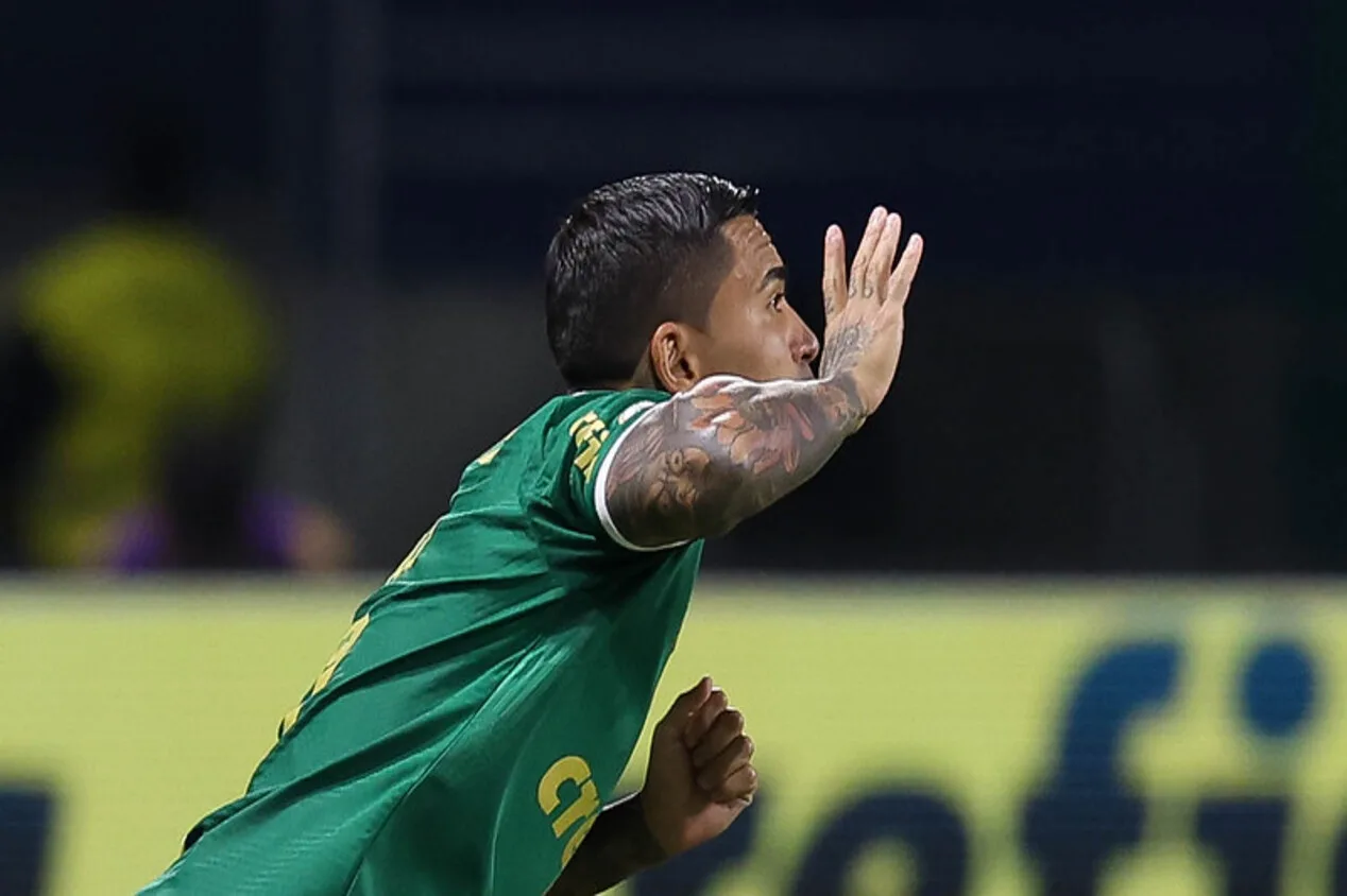 Palmeiras hoje enfrenta o Cruzeiro após polêmica com Dudu