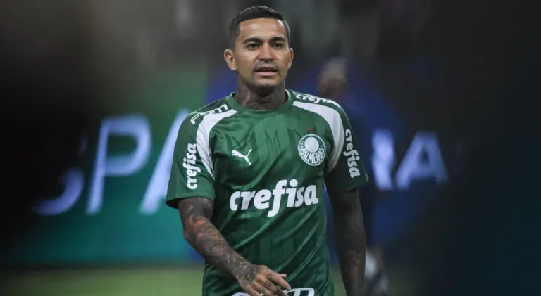 Dudu se sente desvalorizado no Palmeiras e vê Leila Pereira querendo sua saída