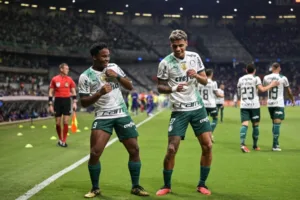 Richard Ríos, companheiro de Endrick no Palmeiras, destaca força física do novo atacante do Real Madrid