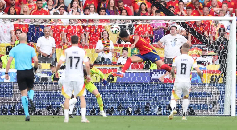 Espanha vence na prorrogação e elimina a anfitriã Alemanha da Eurocopa