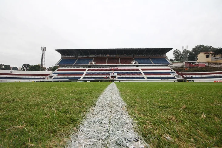 Palmeiras hoje enfrenta Grêmio em estádio no qual jogou pelo Brasileirão Série B