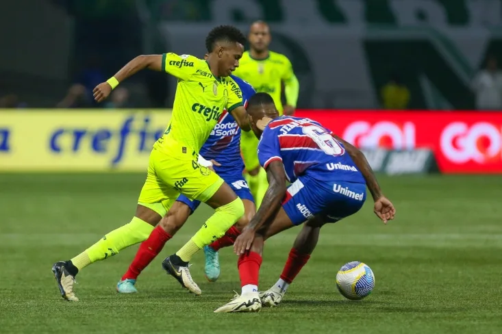 Torcedores do Palmeiras questionam se o Chelsea não pagou barato demais por Estêvão