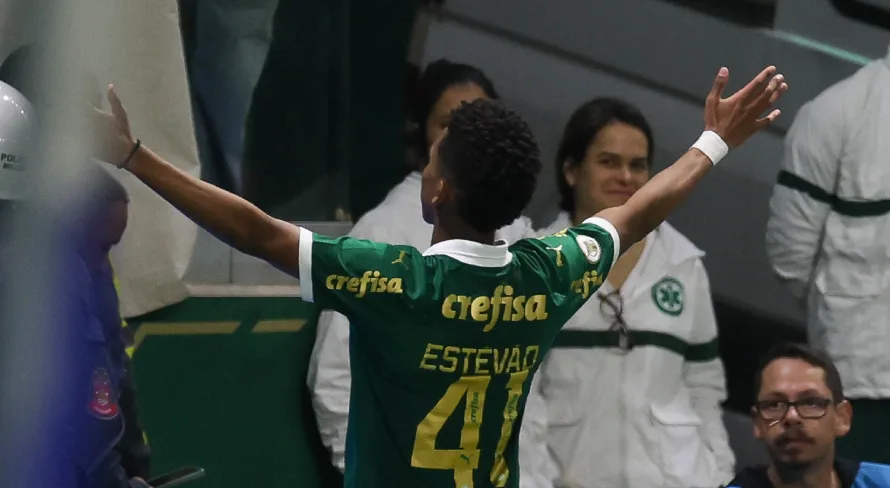 Palmeiras e Chelsea se preocupam com lesões sucessivas de Estêvão