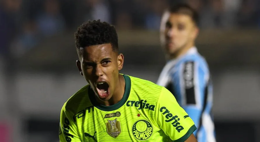 Torcedores se empolgam com Estêvão no Palmeiras e citam Neymar: “O maior talento”