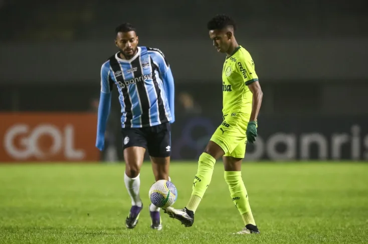 PVC revela feito inédito na história do Palmeiras em vitória sobre o Corinthians