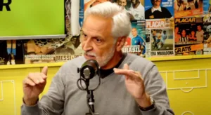 Sormani dispara contra zagueiro multicampeão no futebol brasileiro: “É ruim”