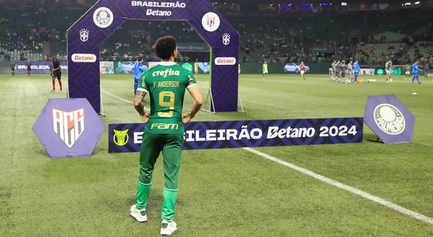 Rodrigo Lazarini comenta expectativas dos torcedores do Palmeiras por Felipe Anderson: “Ser craque”