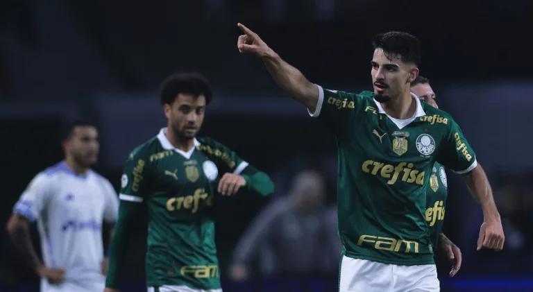 Palmeiras faz grande jogo e derrota Cruzeiro no Brasileirão na Série A