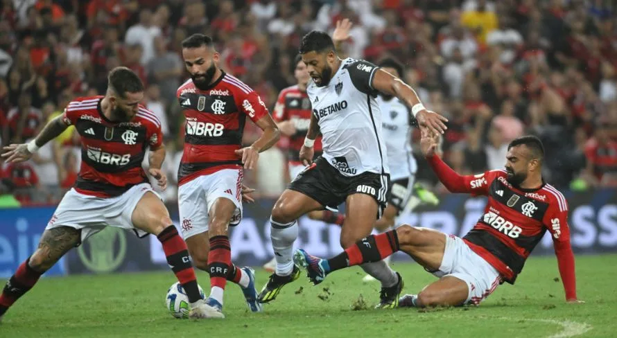 Flamengo enfrenta o Atlético-MG na Arena MRV e defende a liderança do Brasileirão Série A