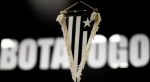 Renato Maurício Prado vê Botafogo como entreposto do Lyon: “Para poder burlar a lei”