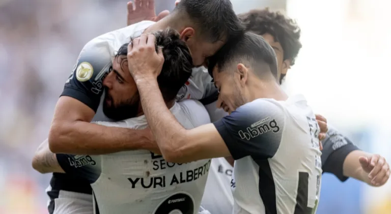Flávio Prado crava futuro do Corinthians no Brasileirão Série A: “Eu acho”