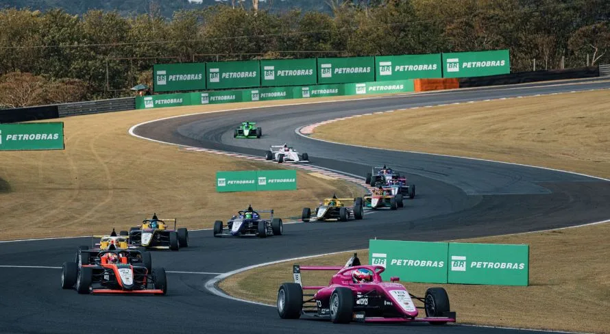 Fórmula 4 Brasil anuncia patrocínio da Petrobras