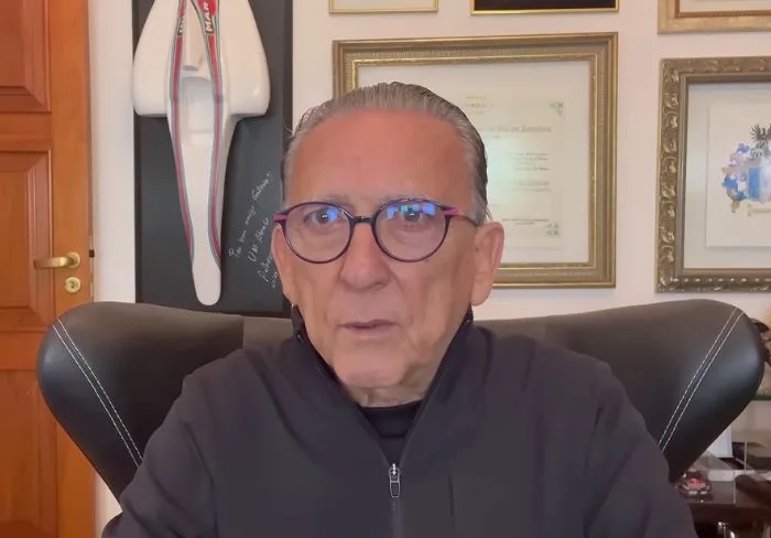 Galvão Bueno cita posição carente na seleção brasileira e “aposenta” jogador