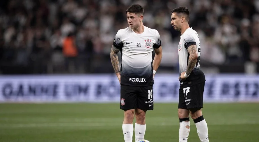 Ramón Díaz responde se Garro e Coronado podem jogar juntos no Corinthians