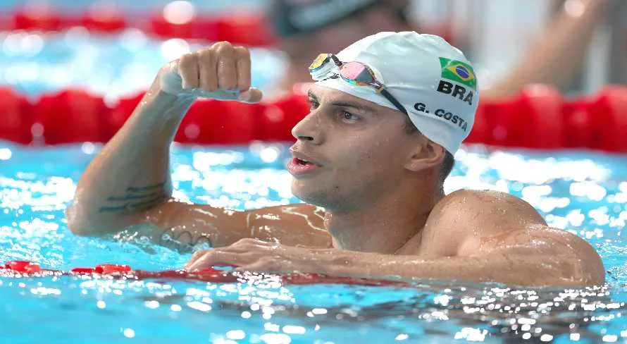 Guilherme Costa, da natação, é esperança de medalha olímpica na piscina e nas águas abertas