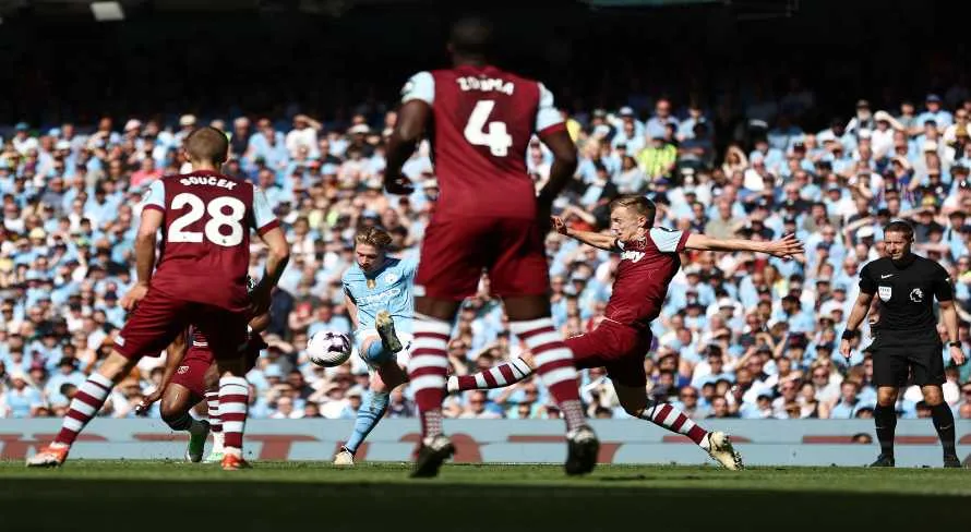 West Ham encaminha dois reforços para o ataque