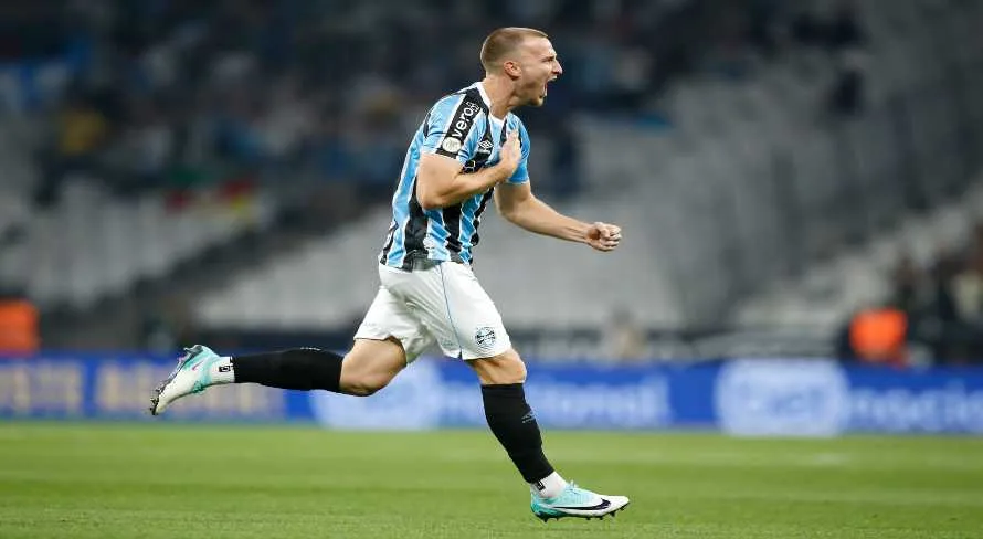 Grêmio abre o placar e Corinthians empata pelo Brasileirão; assista