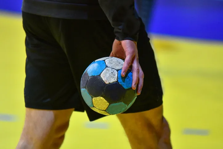 jogador de handebol