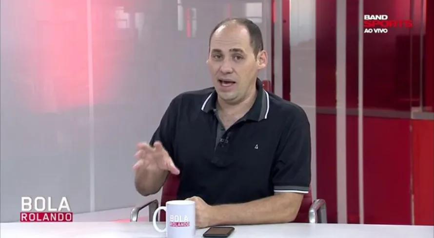 Julio Gomes destaca Flamengo e Palmeiras na busca pelo título do Brasileirão