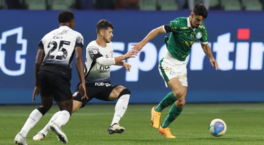 Benja detona Corinthians após derrota para o Palmeiras: “Nem precisa de 11”