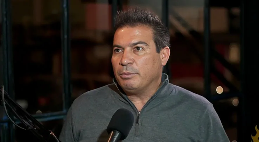 Luizão elege time que merece aplausos no futebol brasileiro