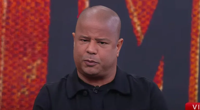 Marcelinho Carioca sugere técnico ideal para o Corinthians: “Eu iria atrás”