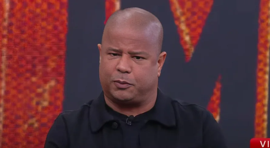 Marcelinho Carioca sugere técnico ideal para o Corinthians: “Eu iria atrás”