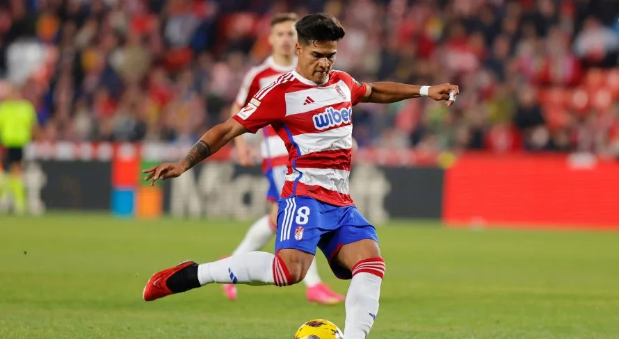 Grêmio se aproxima de contratação de atacante ex-Penãrol