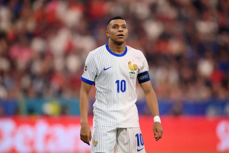 Mbappé está fora das Olimpíadas por diversas razões; entenda