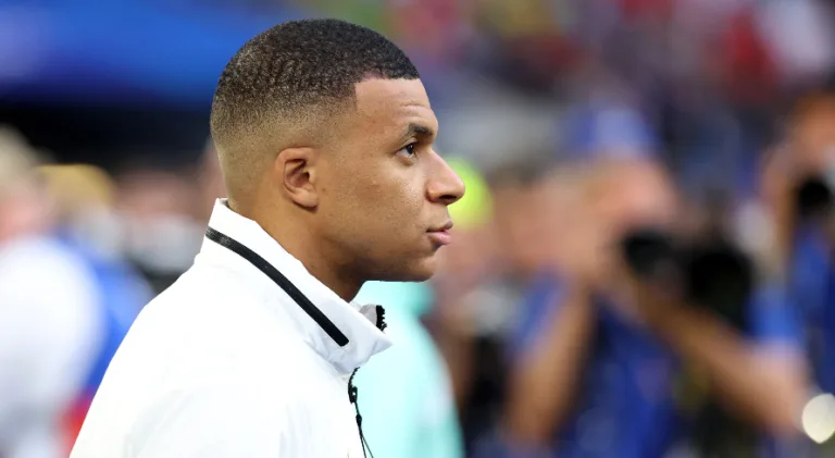 Real Madrid planeja apresentação de Mbappé depois da final da Eurocopa 2024
