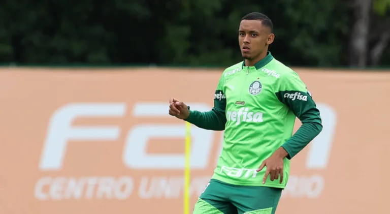 Palmeiras recusa proposta do Porto pelo zagueiro Michel, segundo Nicola