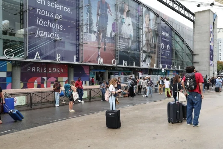 Olimpíadas: trens são atacados na França e 800 mil passageiros ficam sem serviço