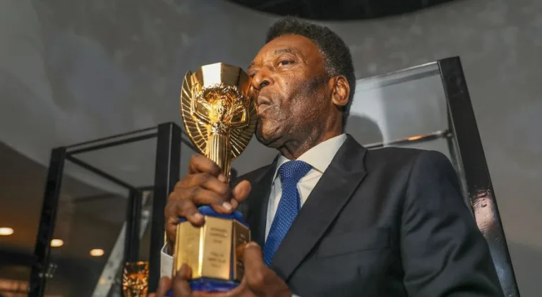 Renato Maurício Prado elege melhor jogador depois de Pelé: “Assustador”