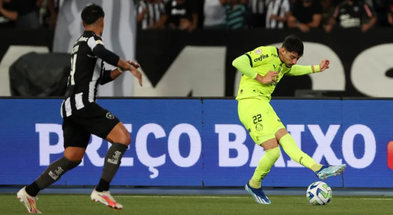 Piquerez elogia Botafogo antes de duelo com Palmeiras pelo Brasileirão: “Grande time”