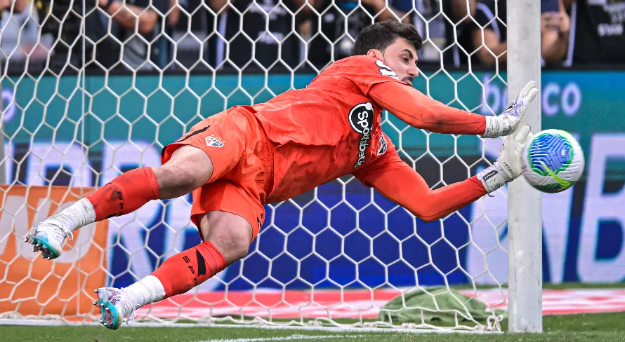 Rafael retorna ao SPFC após oito jogos como desfalque