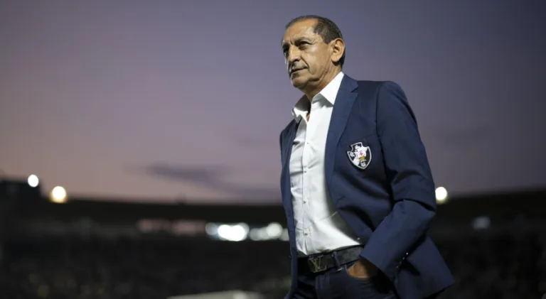 Anunciado no Corinthians, confira o retrospecto de Ramón Díaz