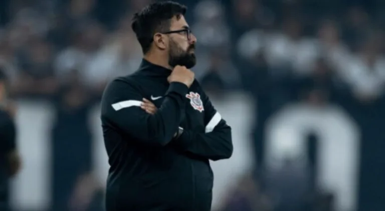 PVC elogia interino do Corinthians e crava resultado contra o Cruzeiro