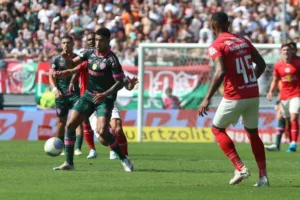 Fluminense vence o Red Bull Bragantino e conquista terceira vitória consecutiva