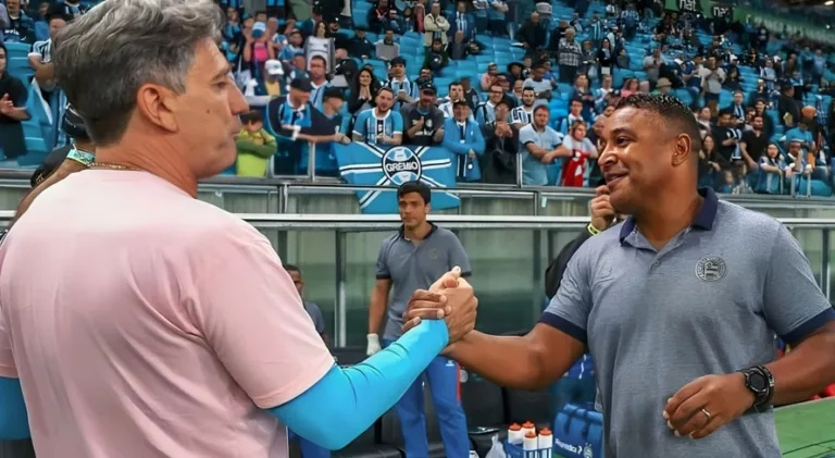 Ídolo do Grêmio manda recado para Renato Gaúcho: “Pegou o time montado pelo Roger”
