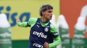 Richard Ríos retorna e pode reforçar Palmeiras após desfalques