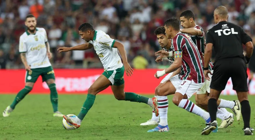 Casagrande manda recado ao Palmeiras após derrota no Brasileirão