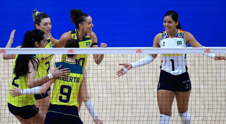 Seleção brasileira de vôlei feminino, Medina e mais: confira as provas nas Olimpíadas hoje (29/07)